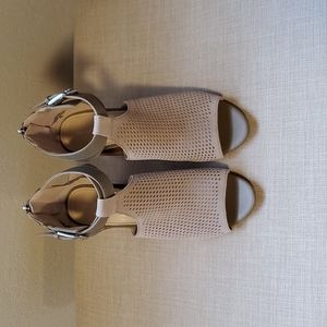 Marc Fisher size 10 leather suede shoes